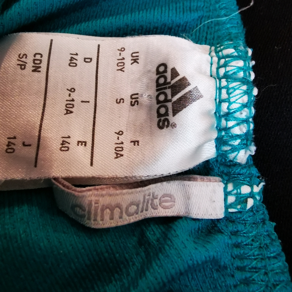 Adidas Shorts Boys Green Pattern age 9-10yr - Picture 7 of 8